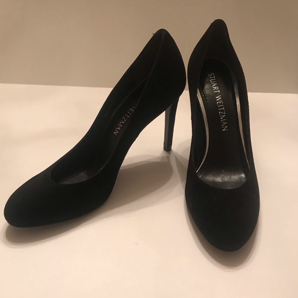New Stuart Weitzman black suede pumps. 6 1/2
